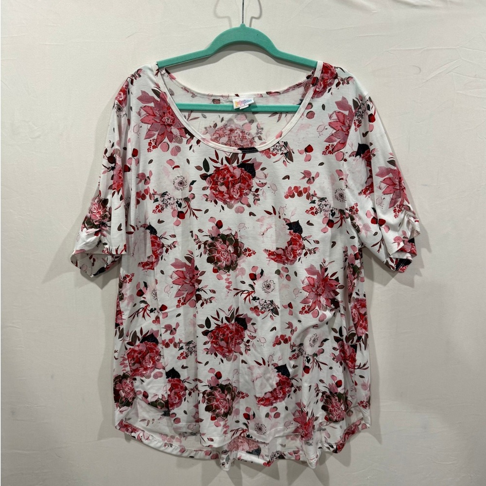 LuLaRoe Red Pink Floral Scoop Neck Ruched Short Sleeve Top 3XL